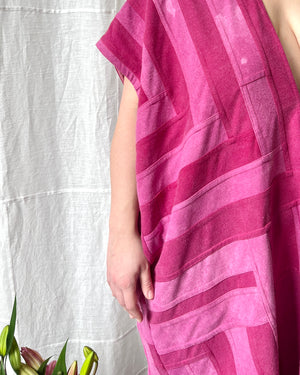 
                  
                    Load image into Gallery viewer, magenta cochineal silk noil v-neck caftan
                  
                