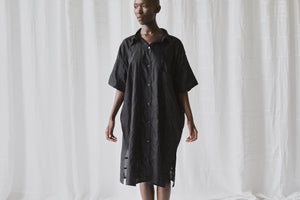 
                  
                    Load image into Gallery viewer, long black cotton shirt
                  
                