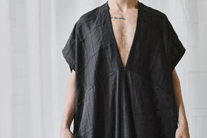 
                  
                    Load image into Gallery viewer, black linen caftan dress
                  
                